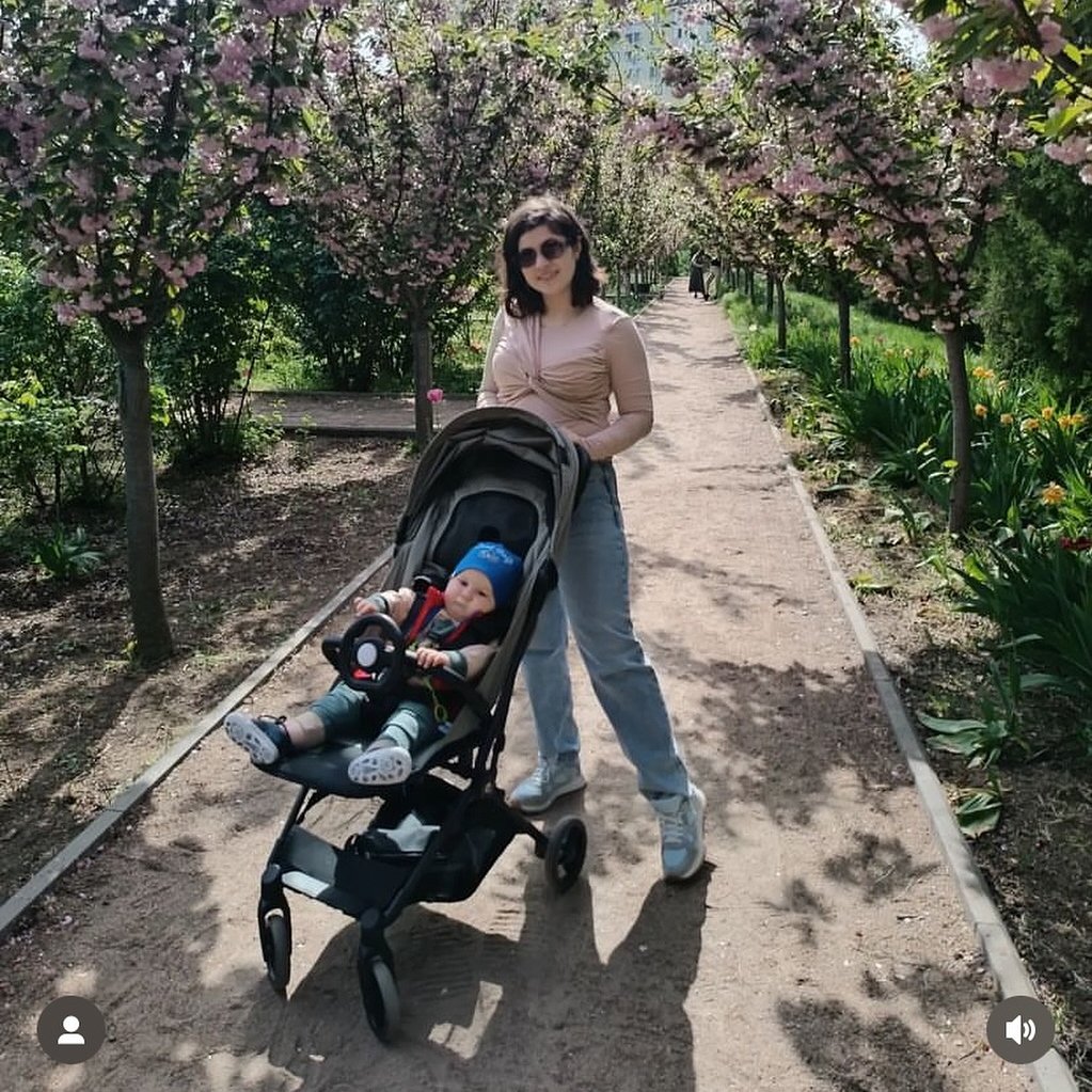 baby stroller